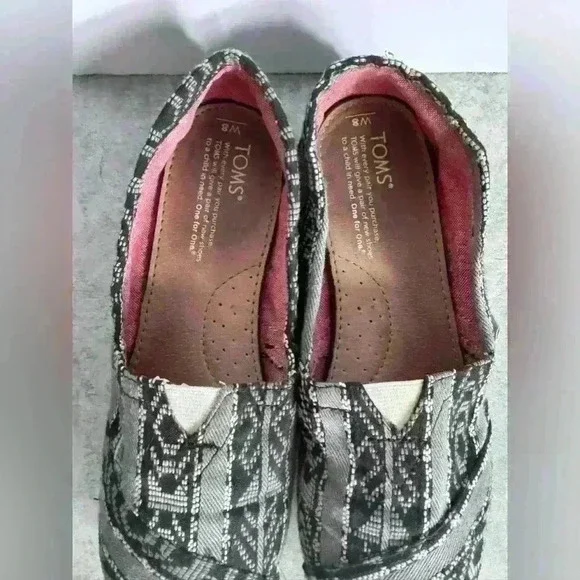 Toms Alpargata Canvas Shoes Womens Size W8 Black Gray Aztec Casual Slip On​ - Picture 3 of 9